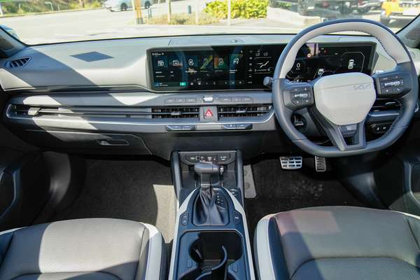 2025 Kia K4 GT-Line CL4m thumb-16