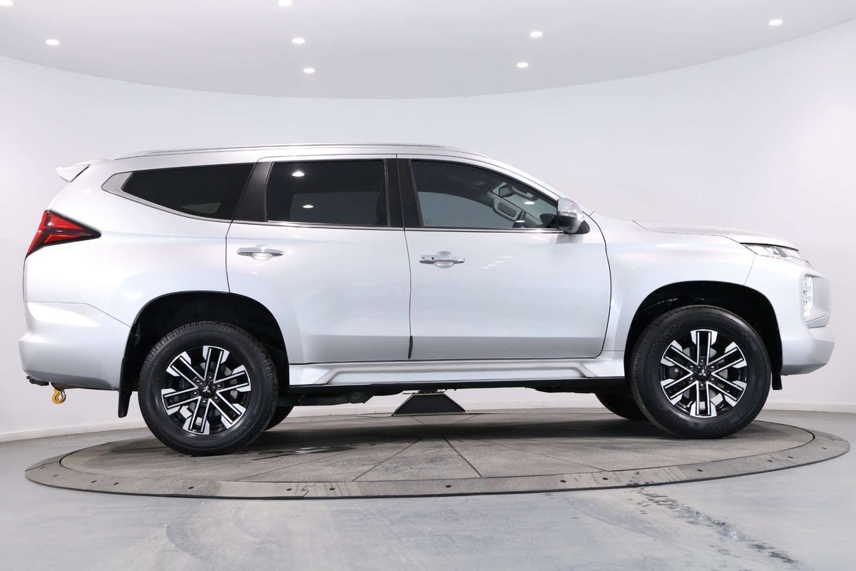 2021 Mitsubishi Pajero Sport GLS QF