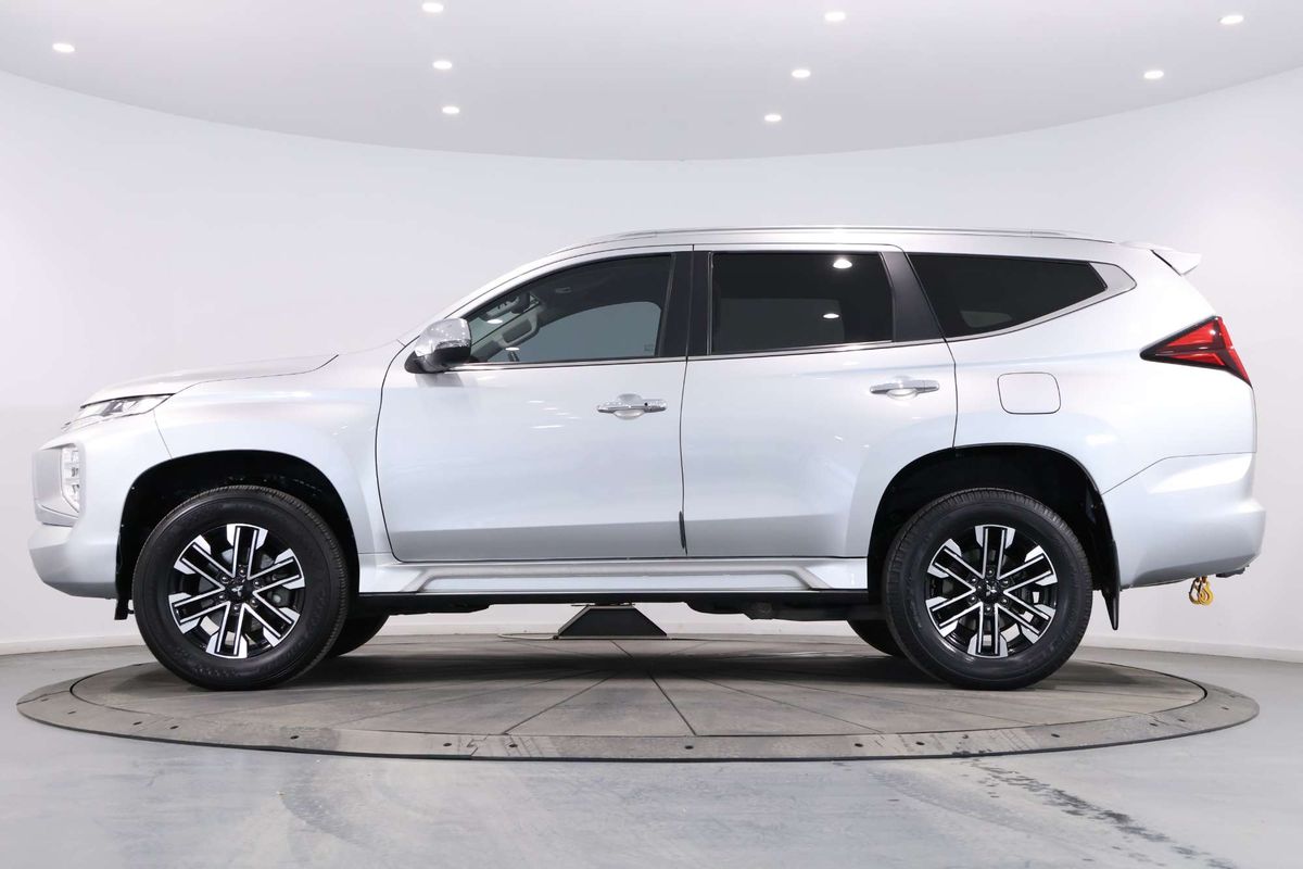 2021 Mitsubishi Pajero Sport GLS QF