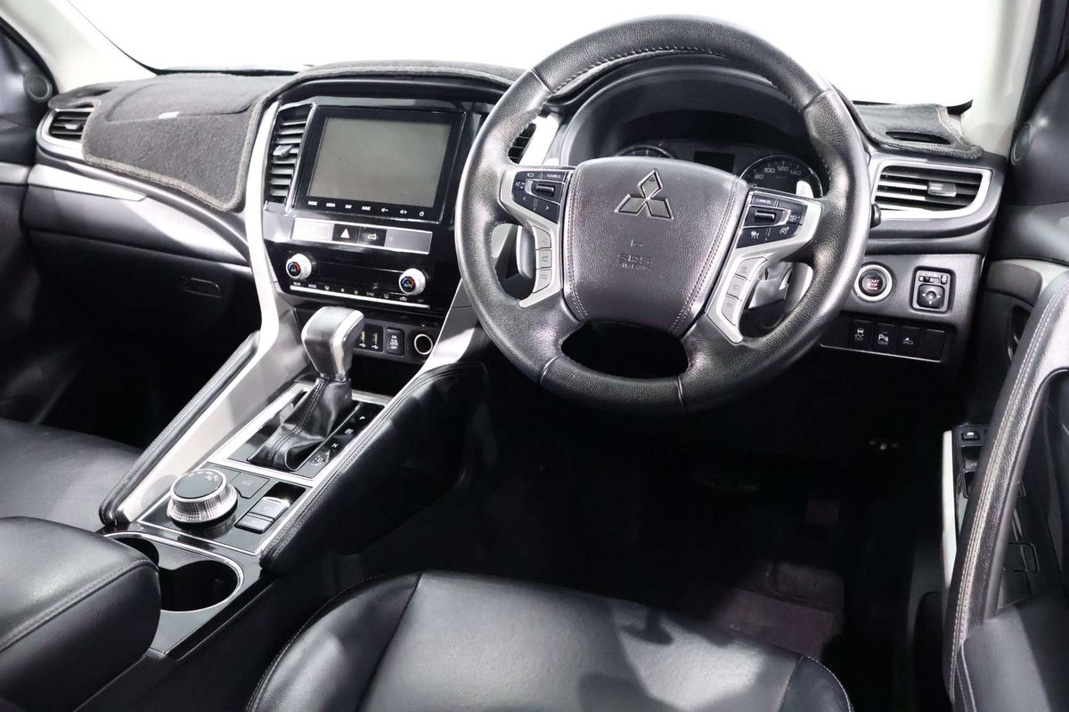2021 Mitsubishi Pajero Sport GLS QF