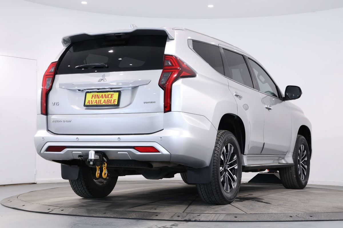 2021 Mitsubishi Pajero Sport GLS QF