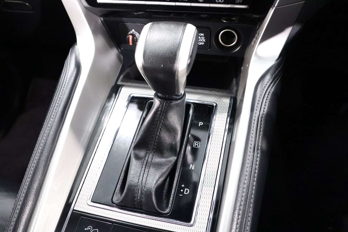 2021 Mitsubishi Pajero Sport GLS QF