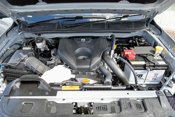 2026 Mazda BT-50 SP TF 4X4 thumb-7