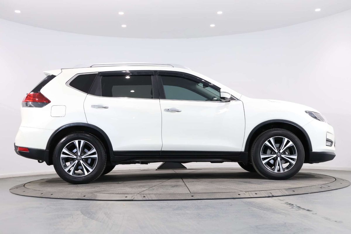 2022 Nissan X-TRAIL ST-L T32