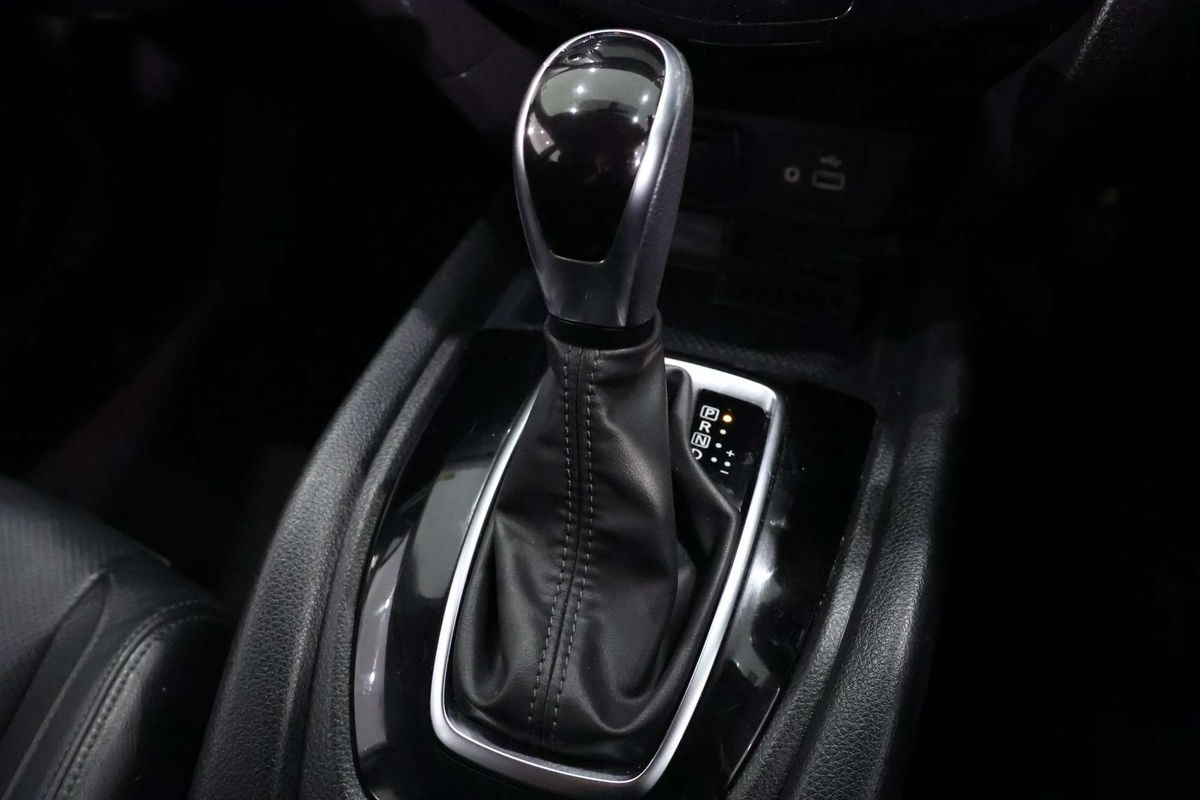 2022 Nissan X-TRAIL ST-L T32