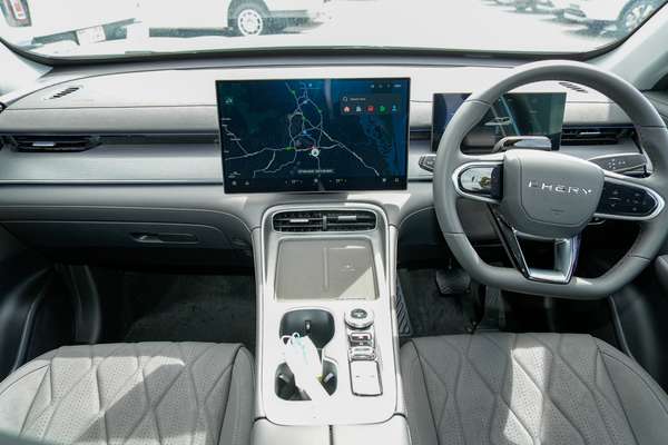 2026 Chery Tiggo 8 Super Hybrid Urban T31 thumb-16