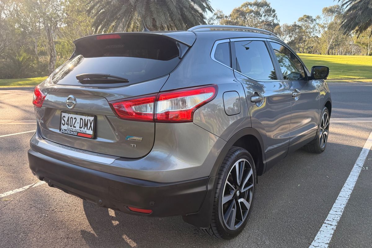 2016 Nissan QASHQAI Ti J11