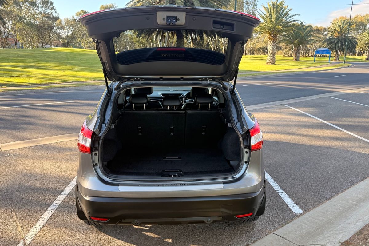 2016 Nissan QASHQAI Ti J11