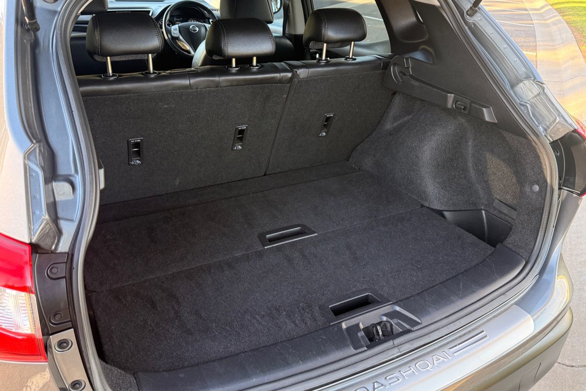 2016 Nissan QASHQAI Ti J11