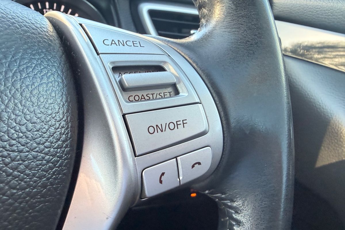 2016 Nissan QASHQAI Ti J11