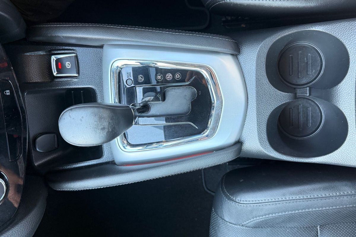 2016 Nissan QASHQAI Ti J11