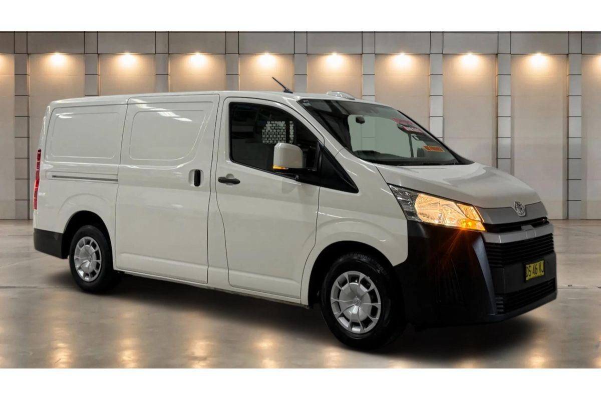 2022 Toyota Hiace GDH300R LWB