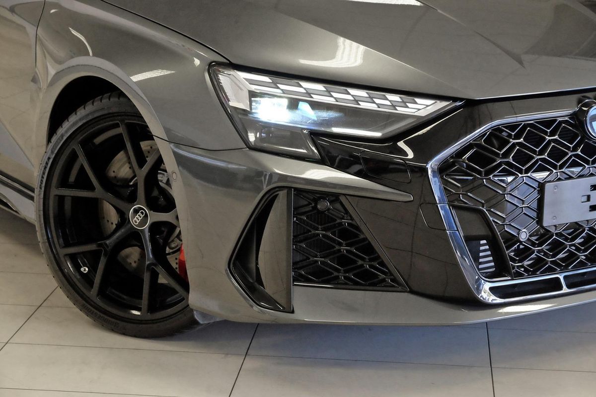 2025 Audi RS3 GY image 6