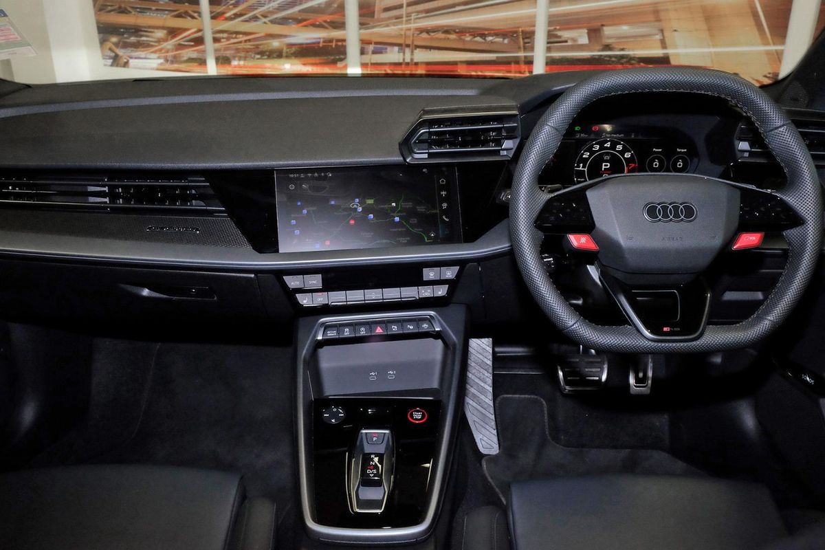 2025 Audi RS3 GY image 8