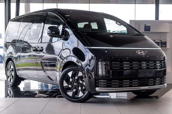 2026 Hyundai STARIA Lounge US4.V4