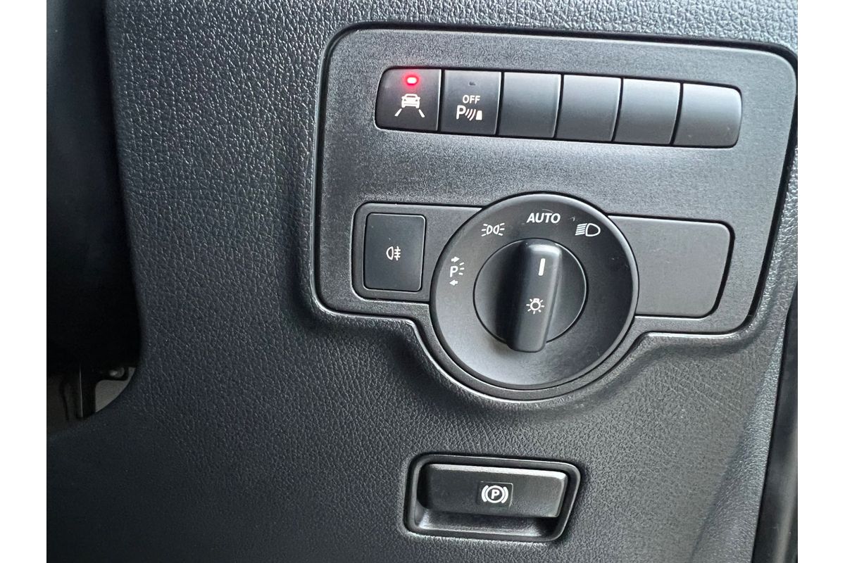 2023 Mercedes-Benz Vito 119CDI 447 MWB image 25