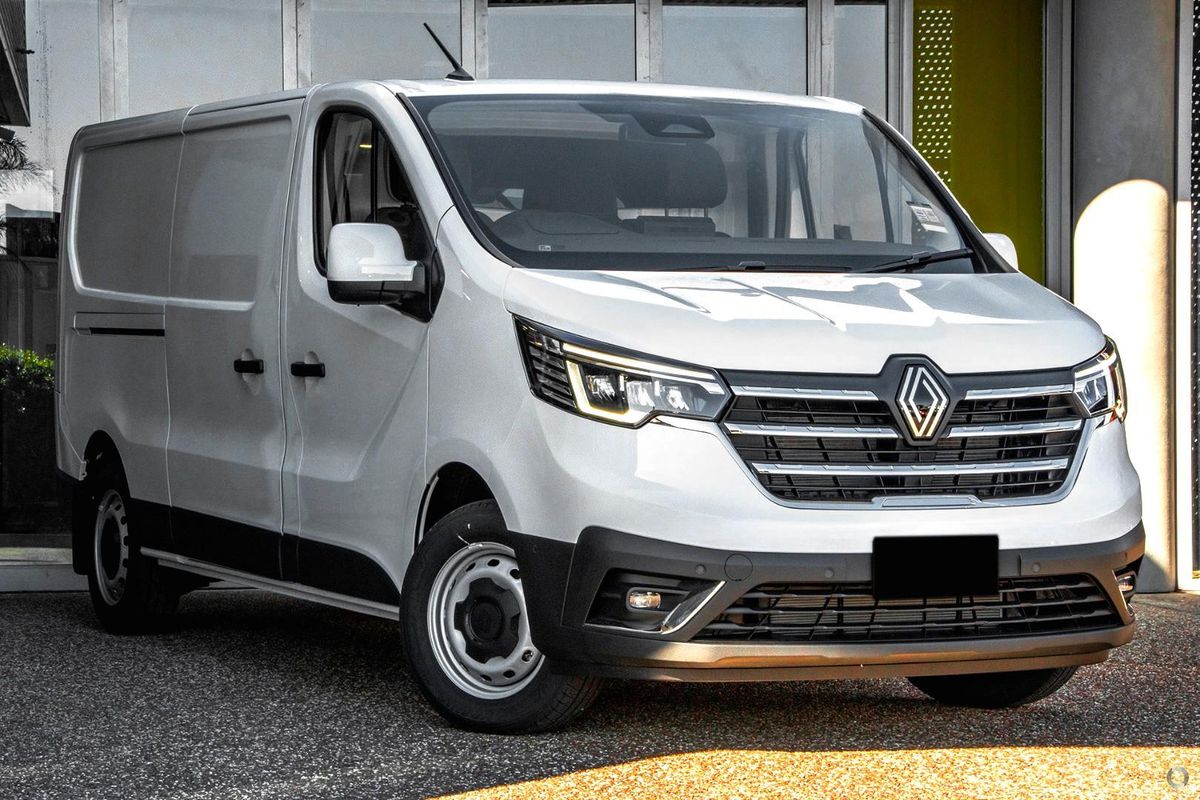 2026 Renault Trafic Premium X82 LWB Low Roof