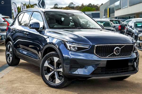2026 Volvo XC40 Plus B4