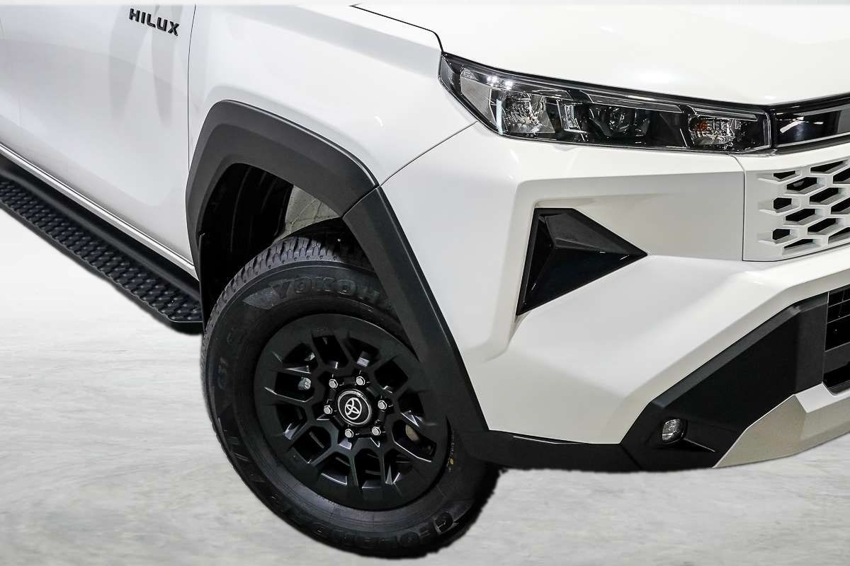 2026 Toyota Hilux SR GUN226R 4X4