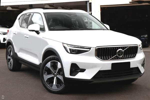 2026 Volvo XC40 Ultra B4 Bright