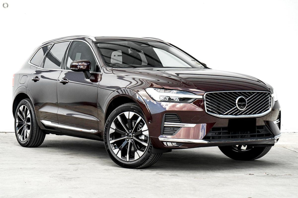 2026 Volvo XC60 Plus B5 Bright