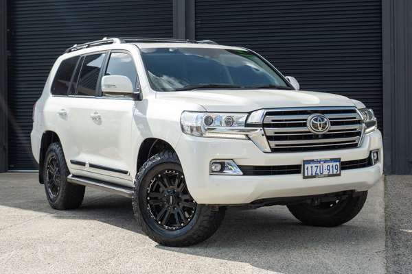 2016 Toyota Landcruiser Sahara VDJ200R