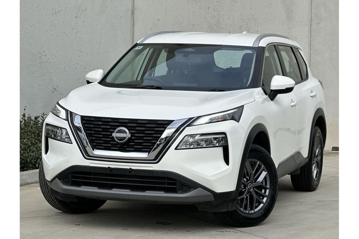 2024 Nissan X-TRAIL ST T33