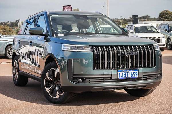 2026 OMODA JAECOO J5 Hybrid Summit