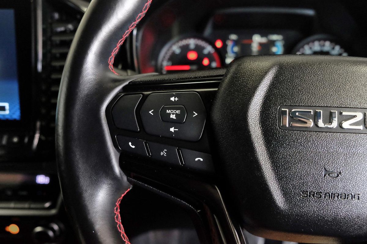 2022 Isuzu D-MAX X-TERRAIN 4X4 image 15