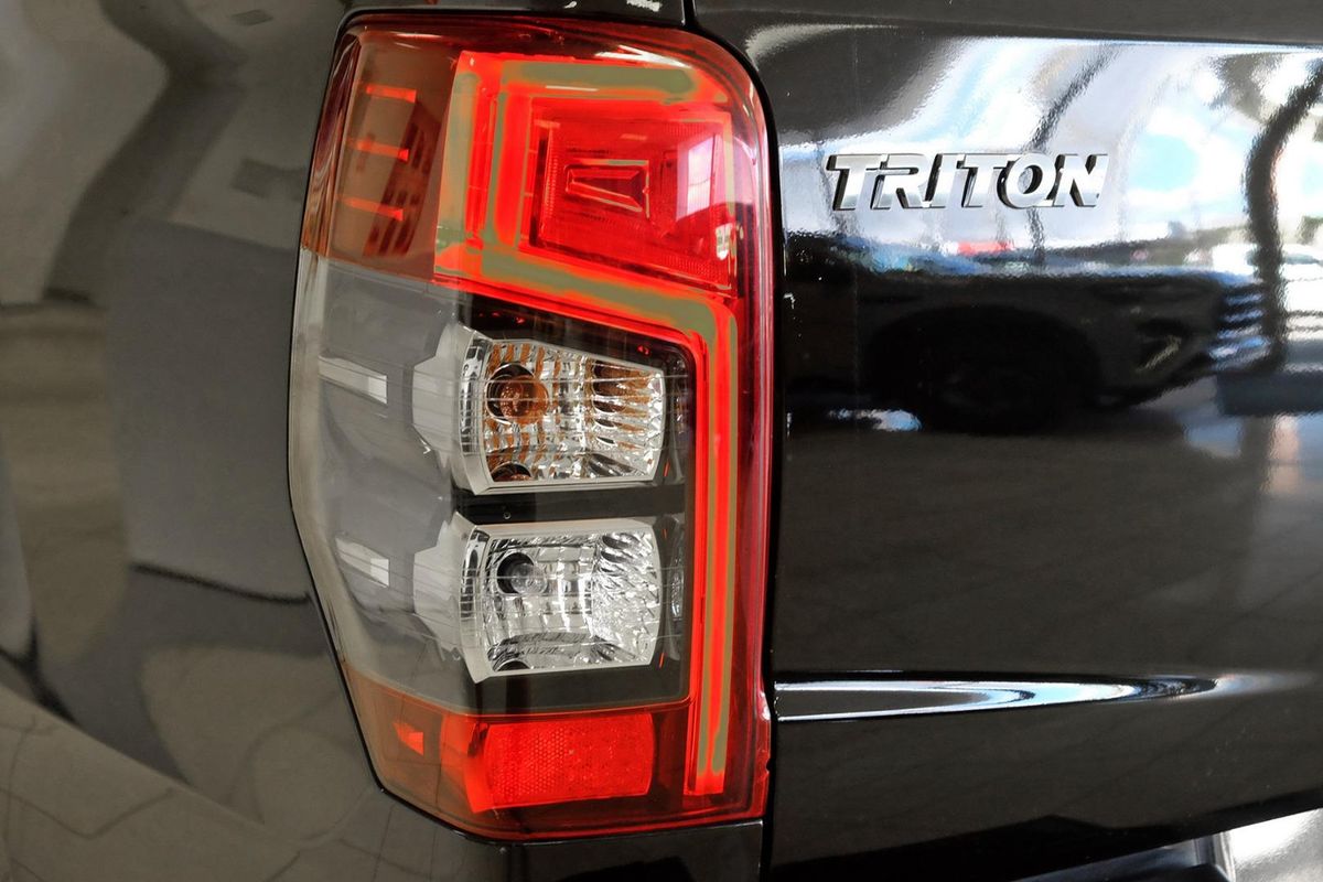 2021 Mitsubishi Triton GSR MR 4X4 image 19