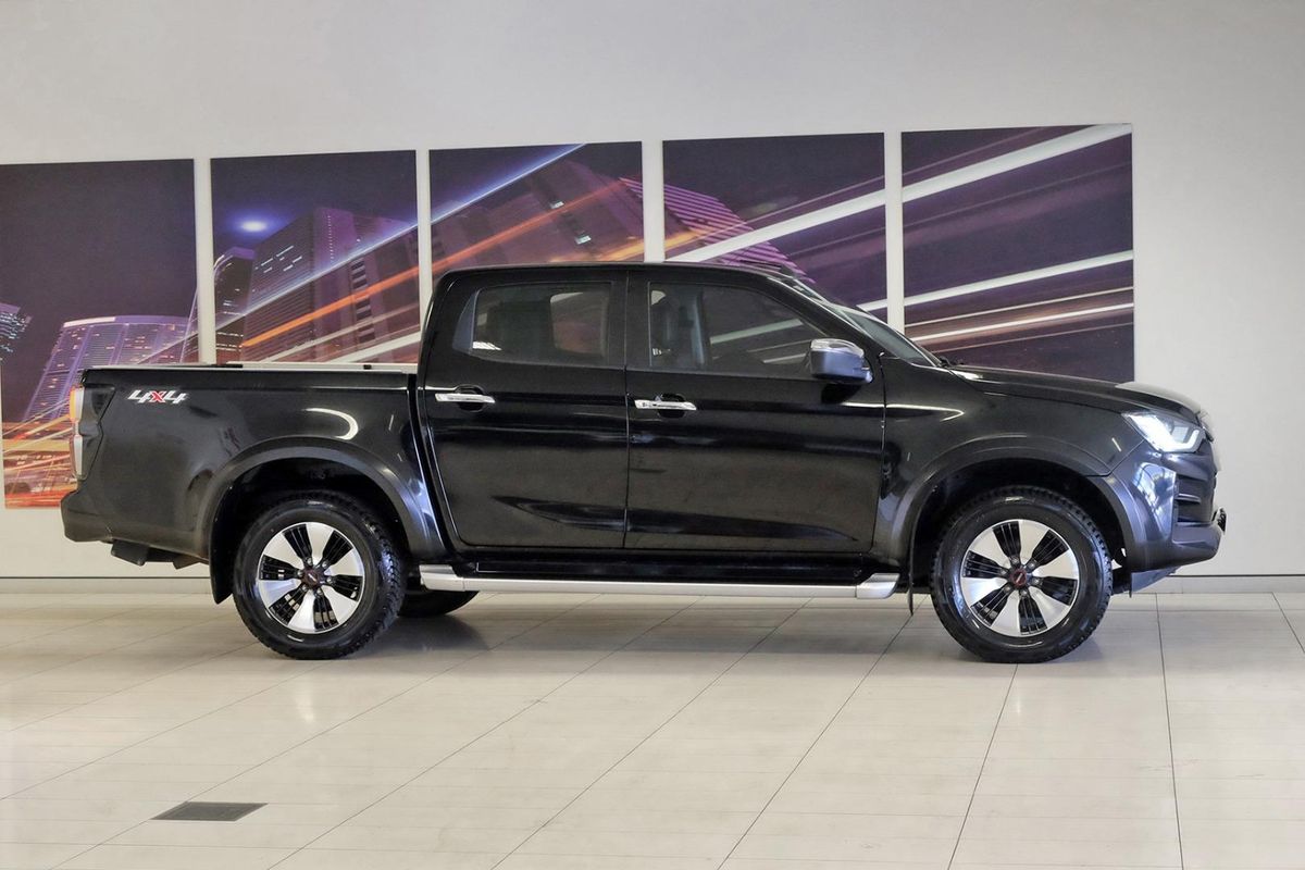 2021 Isuzu D-MAX LS-U+ 4X4 image 3