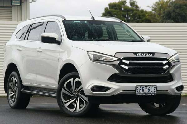 2022 Isuzu MU-X LS-T