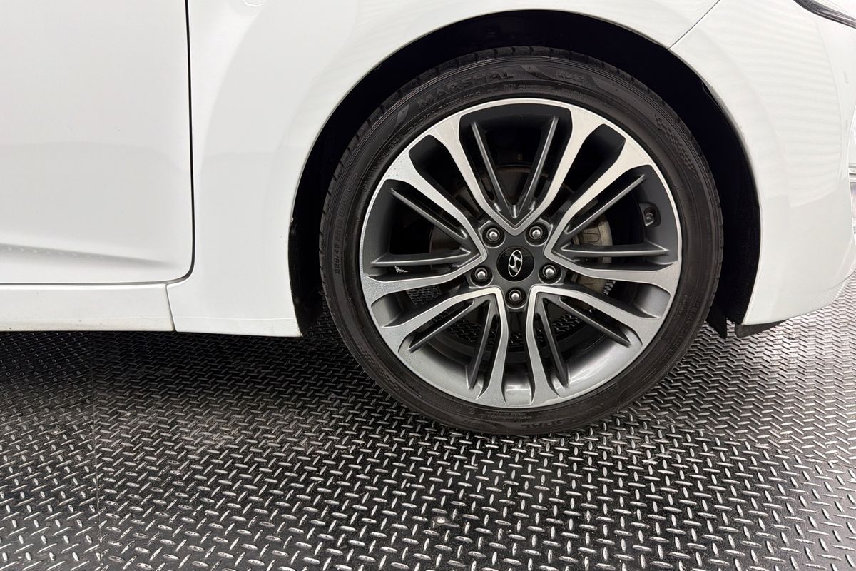 2016 Hyundai Veloster FS5 Series II