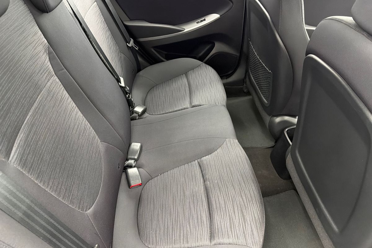 2018 Hyundai Accent Sport RB6