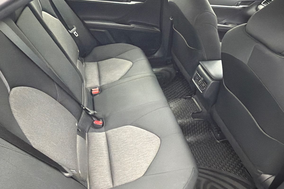2021 Toyota Camry Ascent AXVH70R