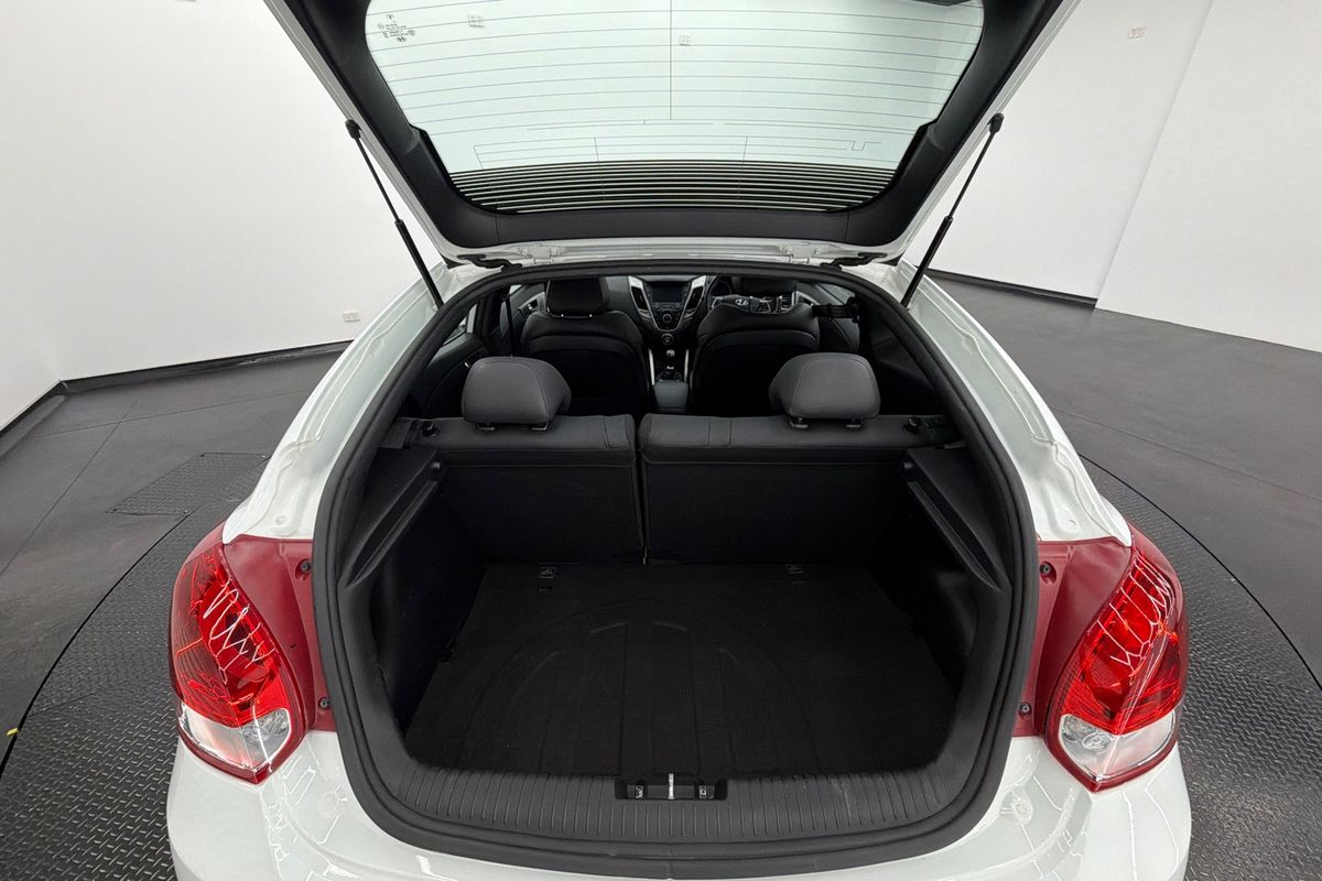 2016 Hyundai Veloster FS5 Series II