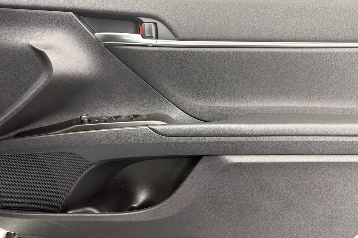 2021 Toyota Camry Ascent AXVH70R