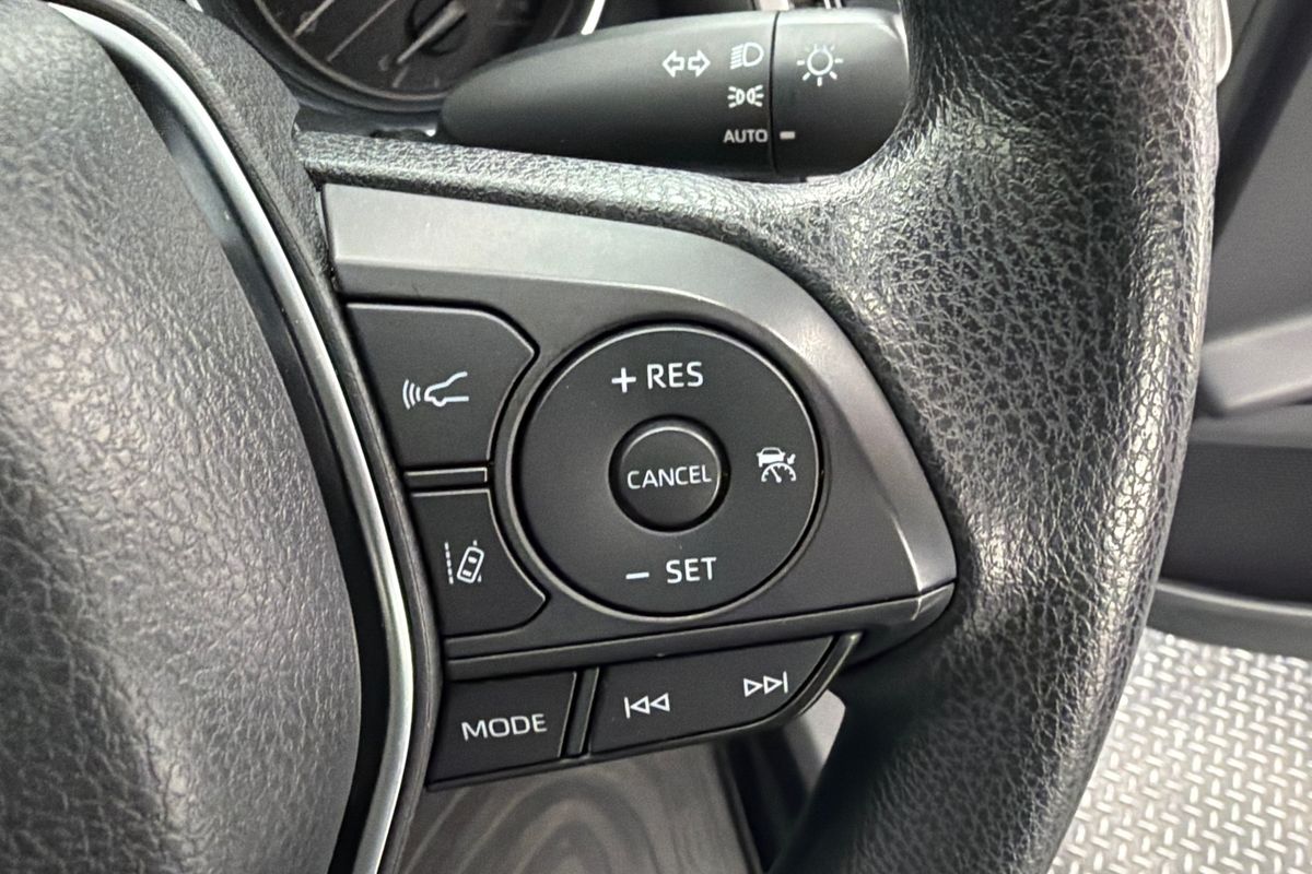 2021 Toyota Camry Ascent AXVH70R