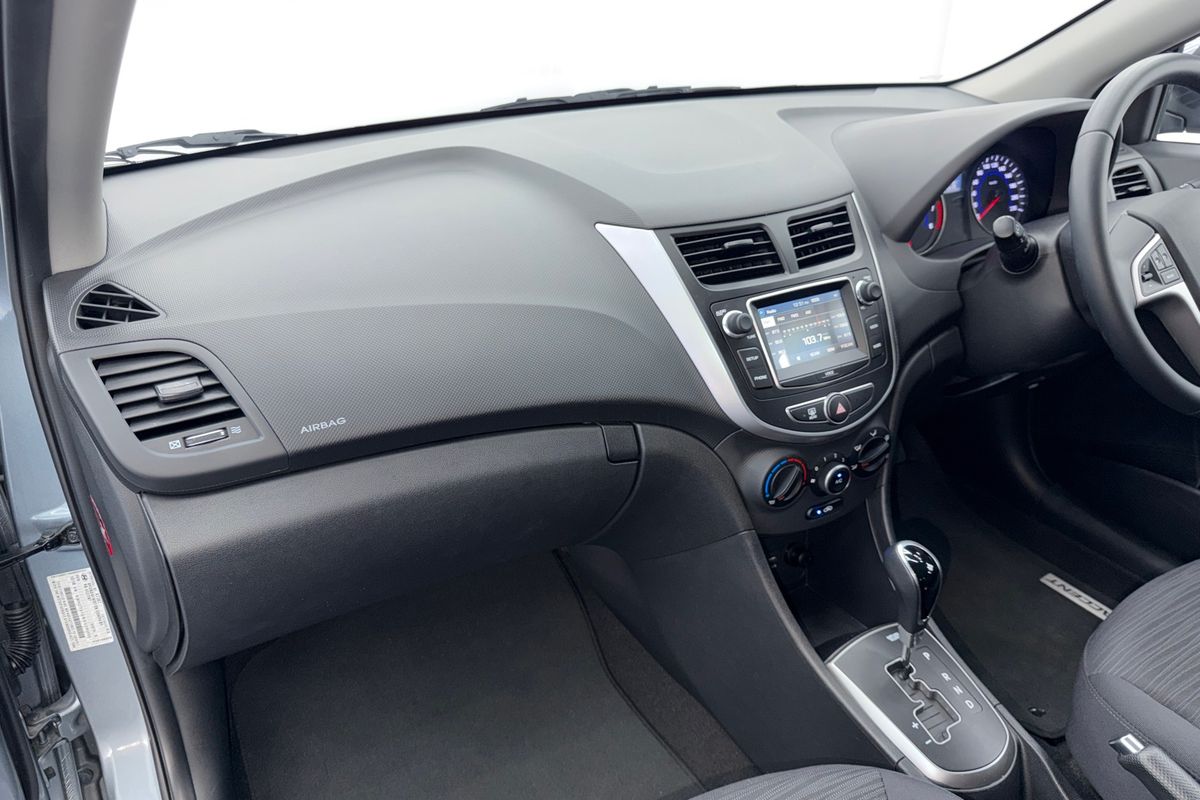 2018 Hyundai Accent Sport RB6
