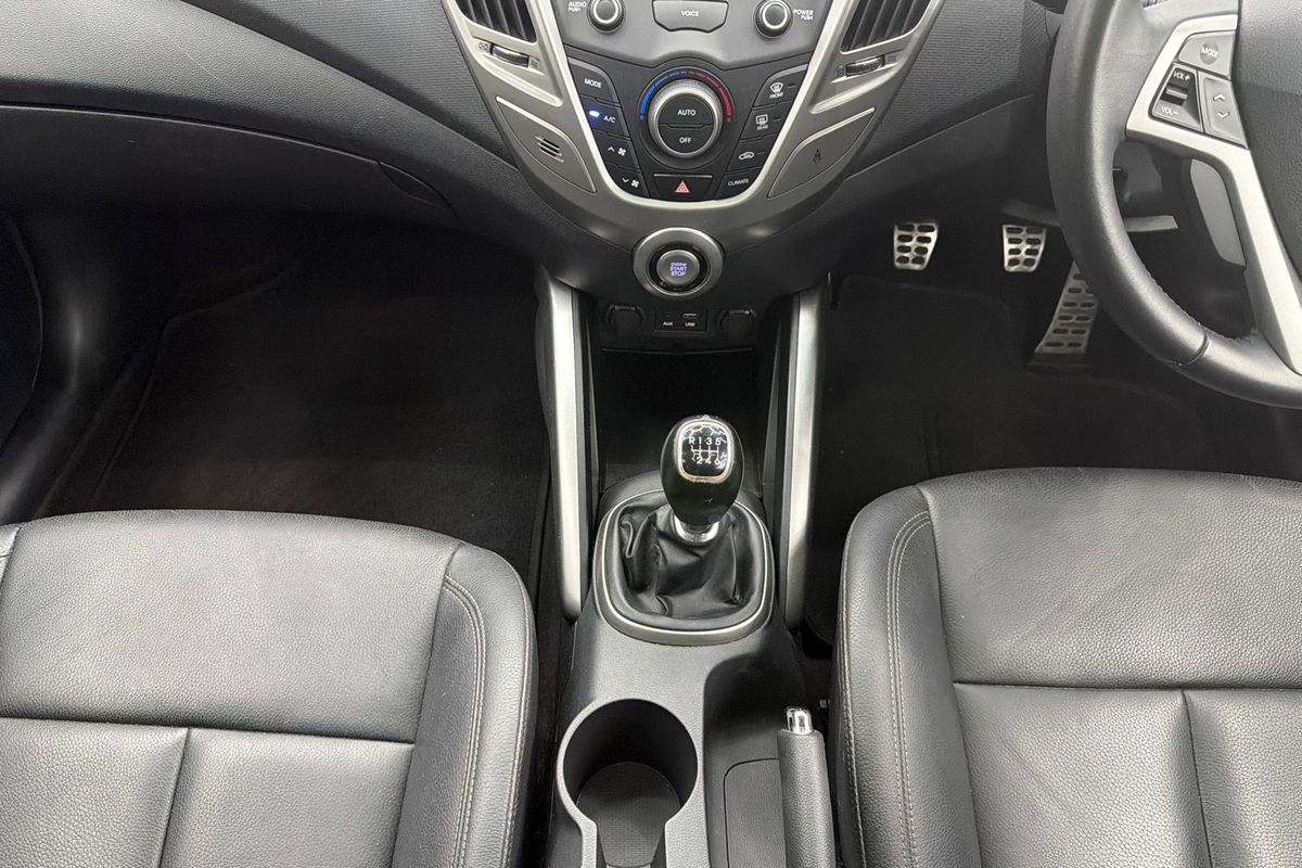 2016 Hyundai Veloster FS5 Series II