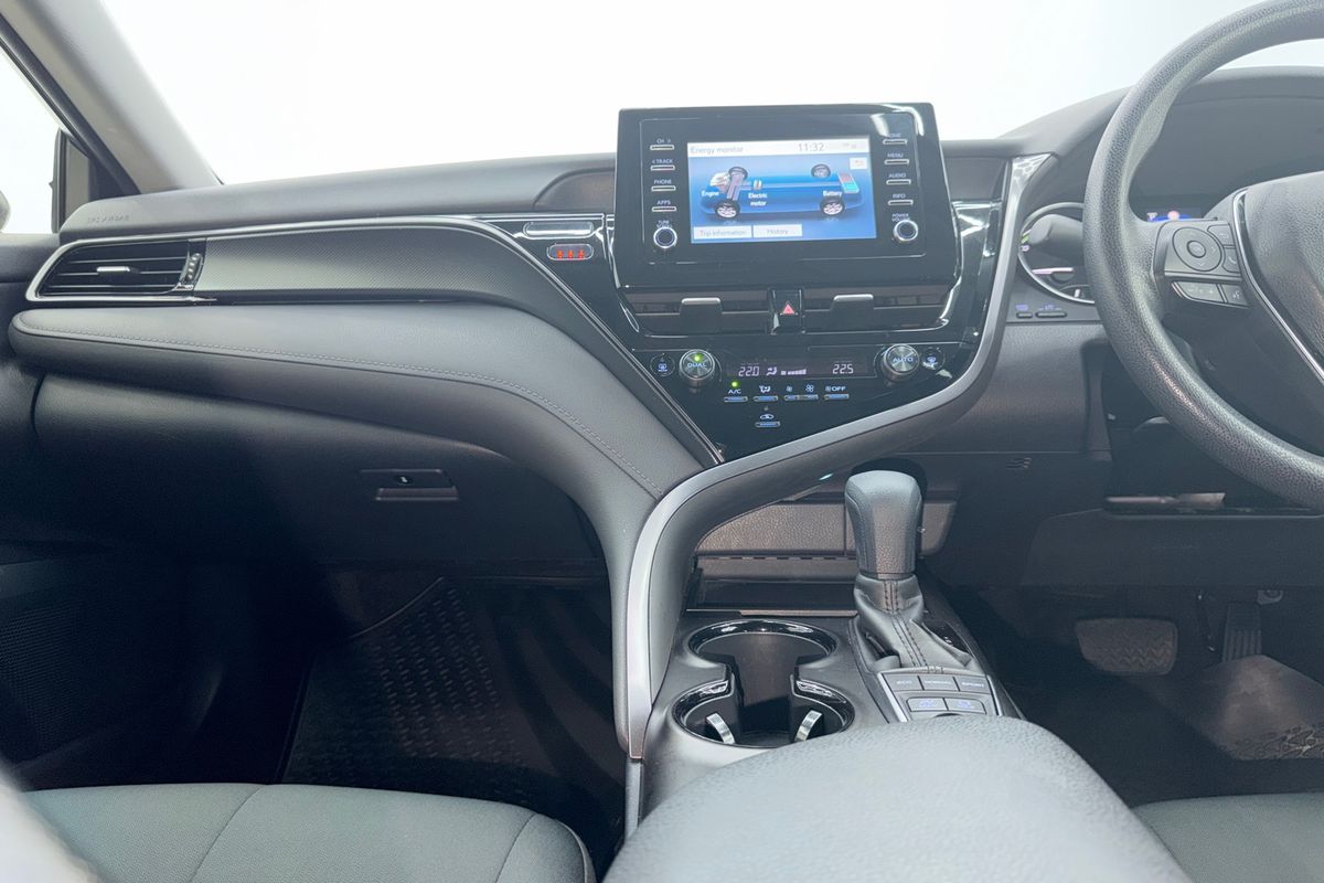 2021 Toyota Camry Ascent AXVH70R