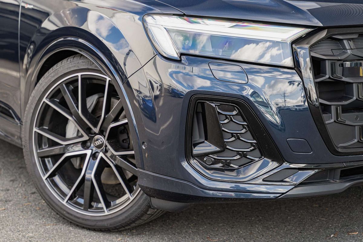 2026 Audi Q7 TDI 210kW S line 4M