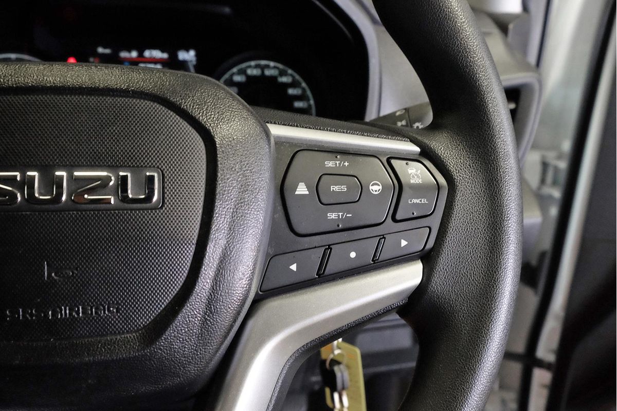 2024 Isuzu D-MAX SX High Ride Rear Wheel Drive image 15
