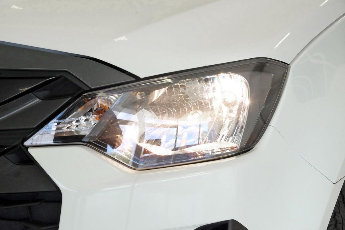 2024 Isuzu D-MAX SX High Ride Rear Wheel Drive image 16