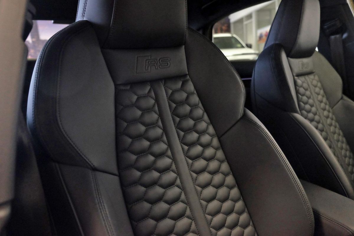 2025 Audi RS3 GY image 16