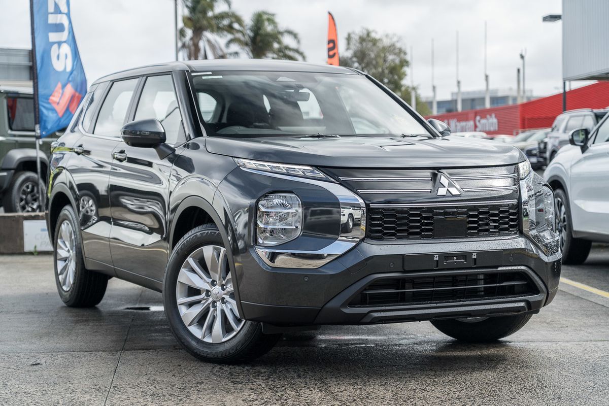 2026 Mitsubishi Outlander ES ZM