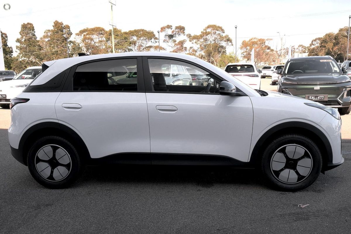 2026 Geely EX2 Complete E22H