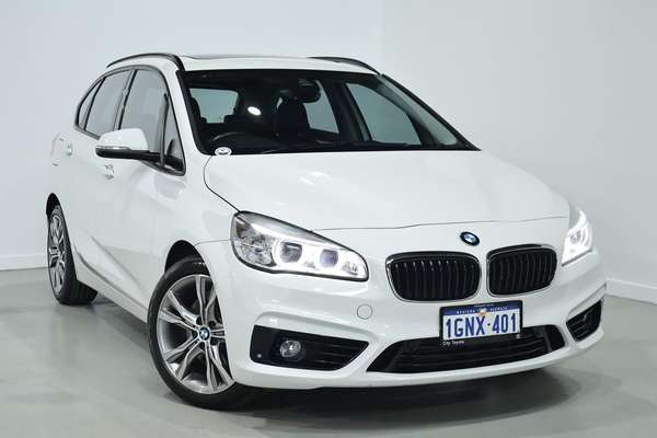 2015 BMW 2 Series 220i Sport Line F45