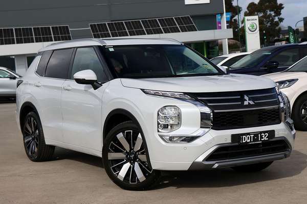 2025 Mitsubishi Outlander Exceed ZM