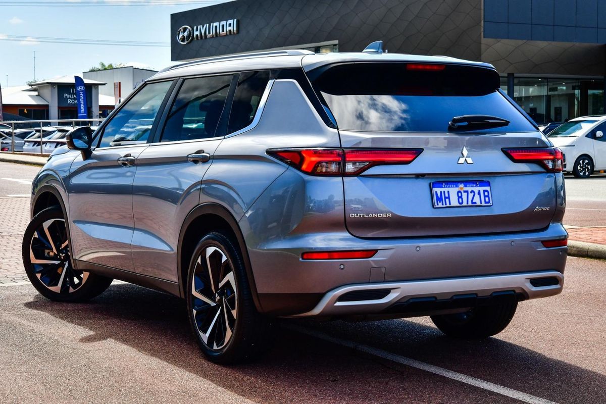 2023 Mitsubishi Outlander Aspire ZM